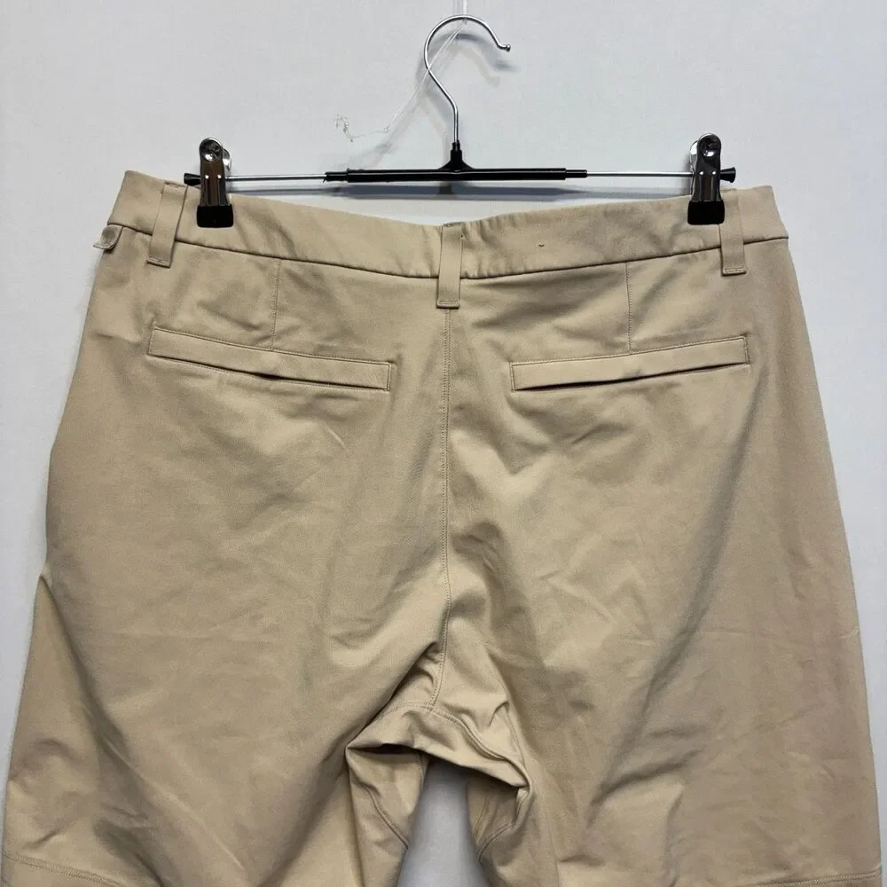 Lululemon Men ABC Shorts Classic Fit 9